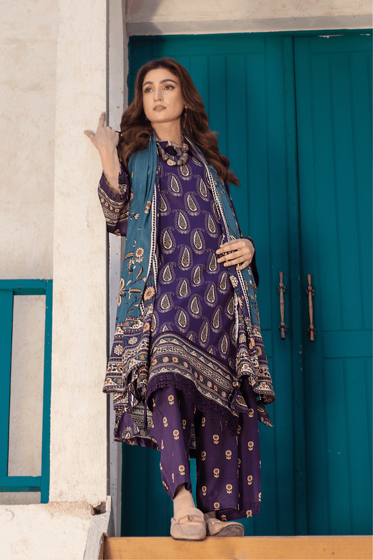Allure- 03 Piece Unstitched Digital Print with Lawn Dupatta - Ayzal Minal